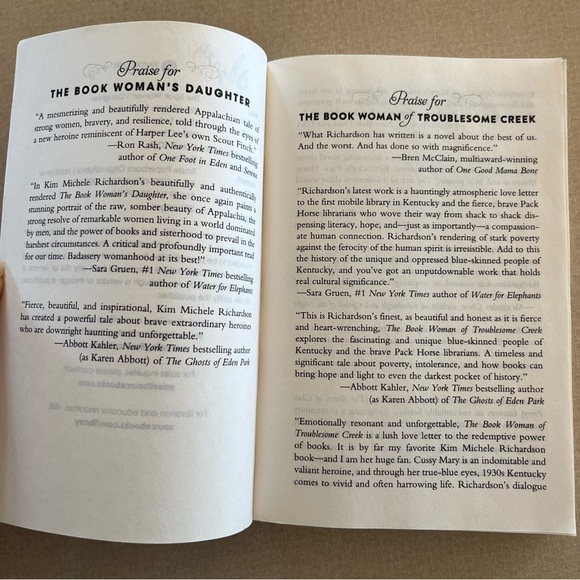 The Book Woman's Daughter: A Novel (The Book Woman of Troublesome Creek Book 2) - Picture 5 of 7